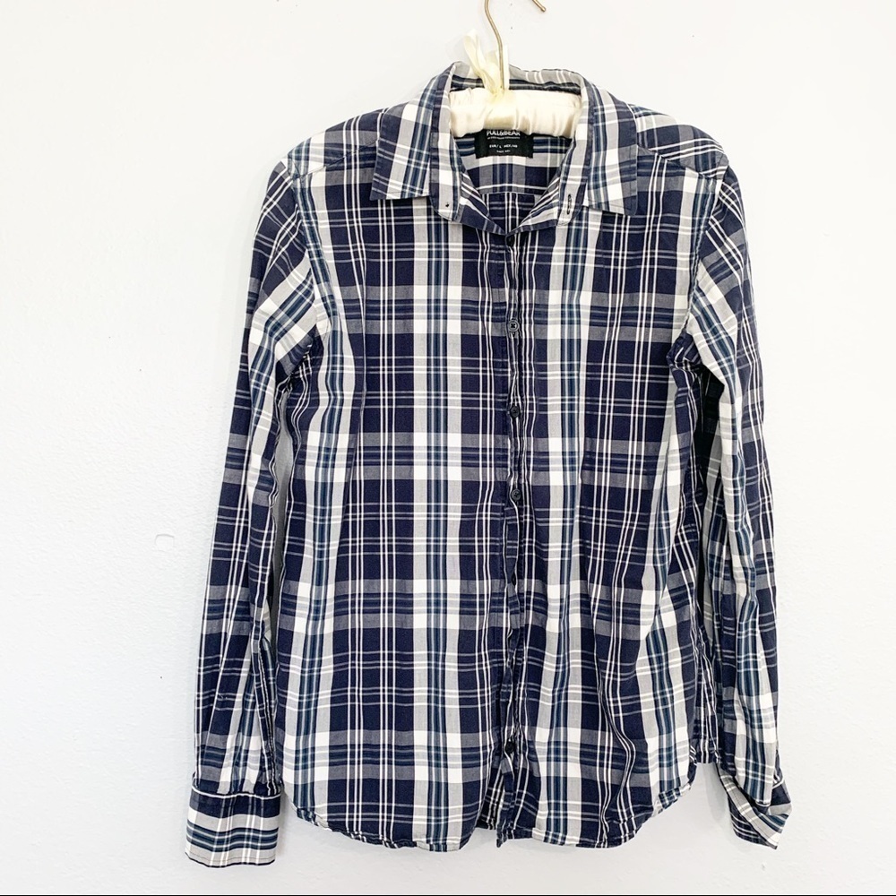 PULL & BEAR Plaid Long Sleeve Button Down Shirt